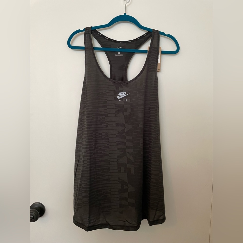 Women’s Plus Dri-fit Nike tank top, 2X. NWT.